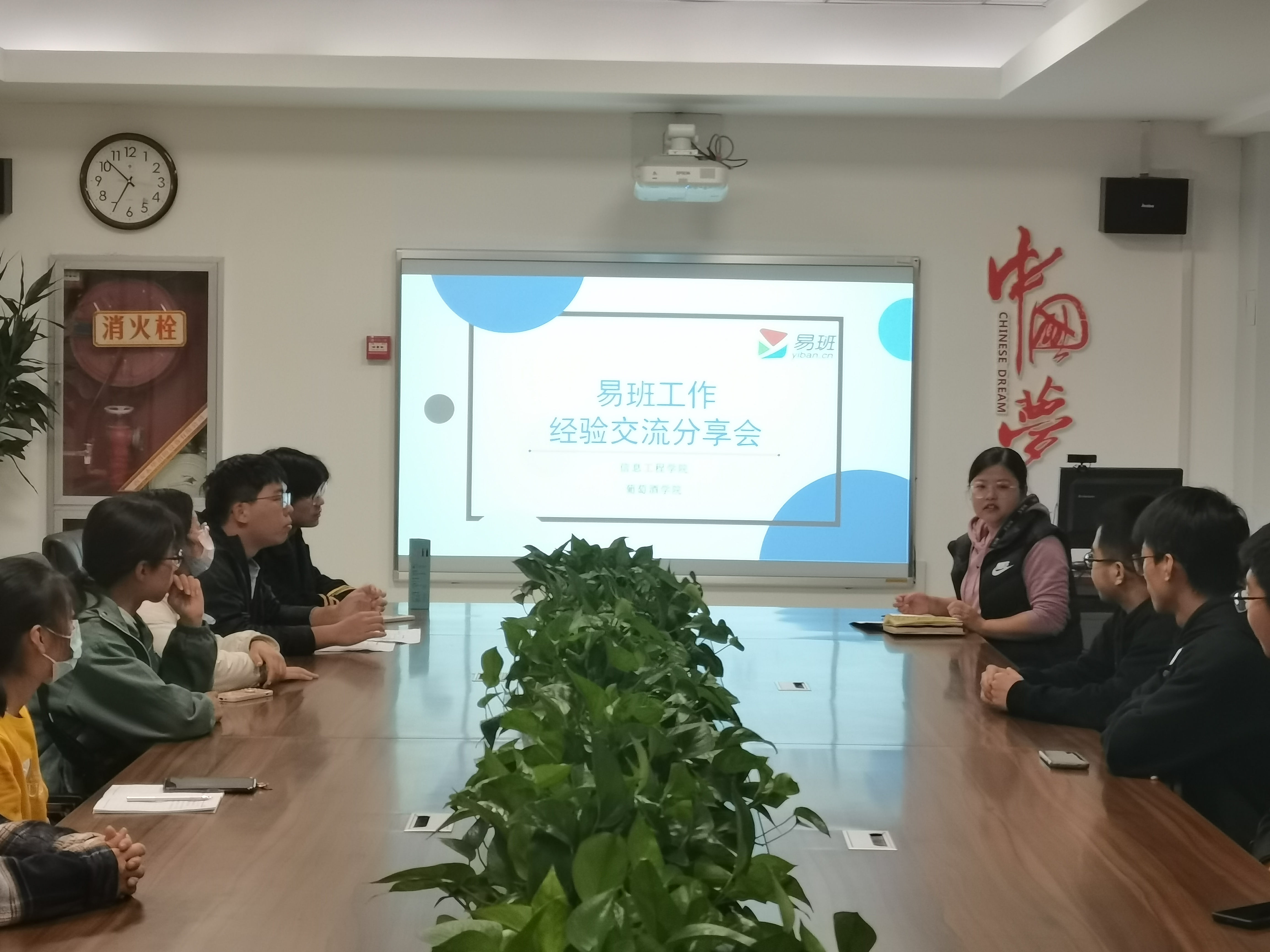 27ea169cfd6d4776b5e941103ad596a5.jpg 27ea169cfd6d4776b5e941103ad596a5.jpg