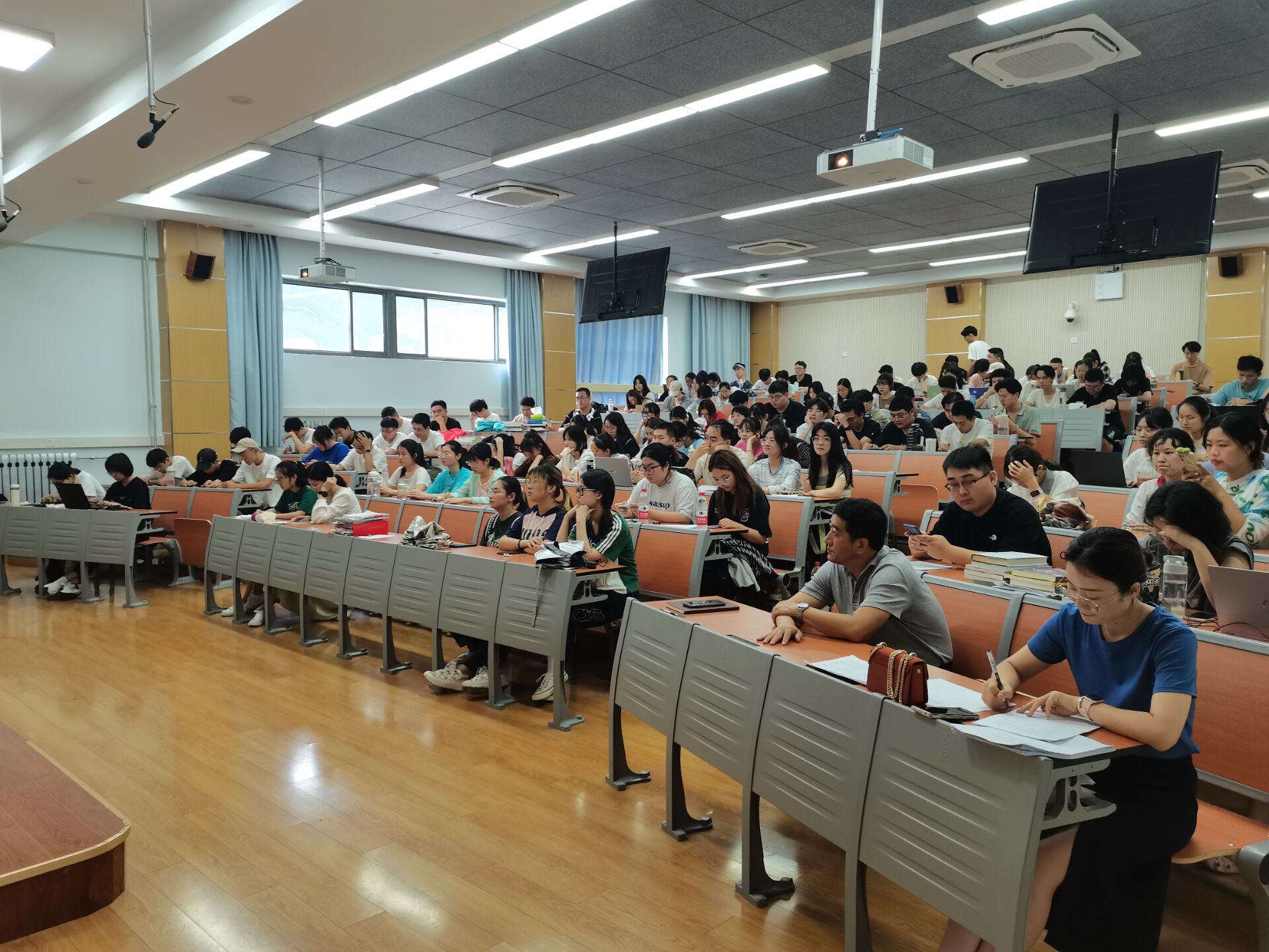 4ad100effc8445c6a61c7a5316c2e314.jpg 4ad100effc8445c6a61c7a5316c2e314.jpg