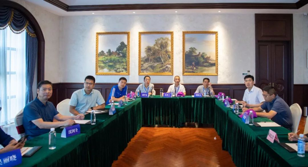 a242cb5311ad493c99ef834cce9981d1.jpg a242cb5311ad493c99ef834cce9981d1.jpg